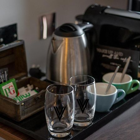 Village Hotel Nottingham 비스턴 외부 사진