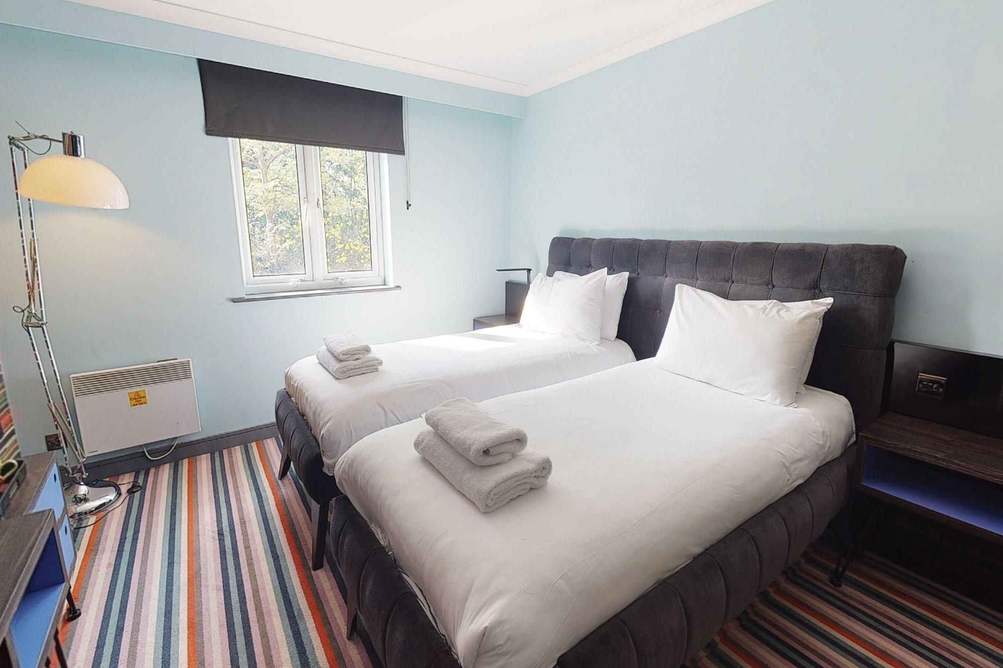 Village Hotel Nottingham 비스턴 외부 사진