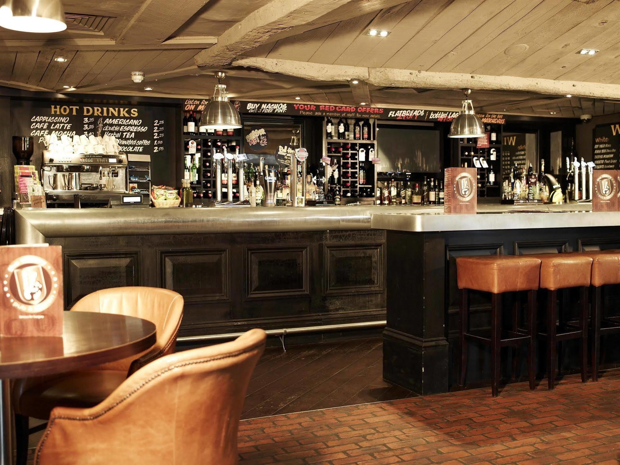 Village Hotel Nottingham 비스턴 외부 사진